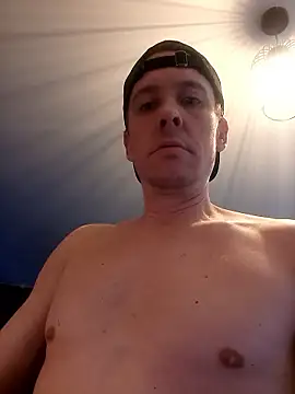 Snapshot of Antonio11111x chatting on February 28, 2026, 11:33 am Antonio11111x online show from February 28, 2026, 11:33 am