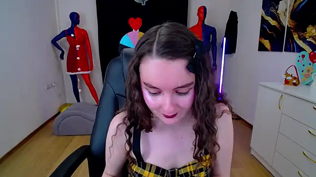 CloudGrace online show from February 23, 2025, 6:12 pm