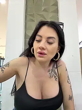 Wet  Bunny online show from June 21, 2026, 6:16 am