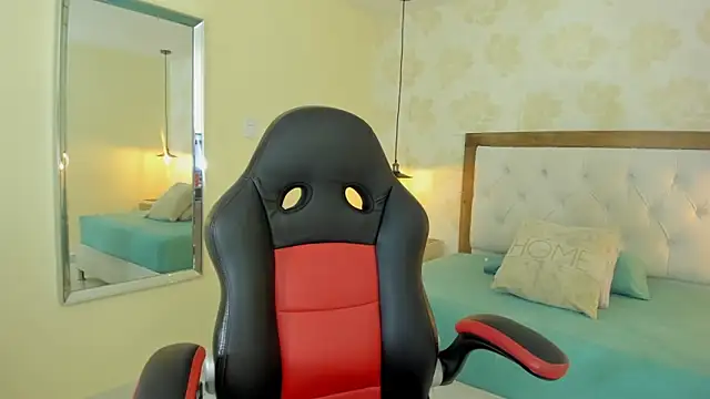 clarisKlein online show from March 9, 2026, 4:05 am