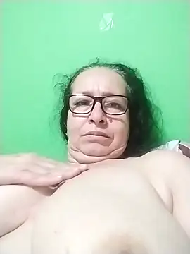 LaGochis07 online show from September 28, 2025, 3:06 pm