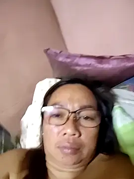 asianwet4u online show from April 11, 2026, 7:51 pm