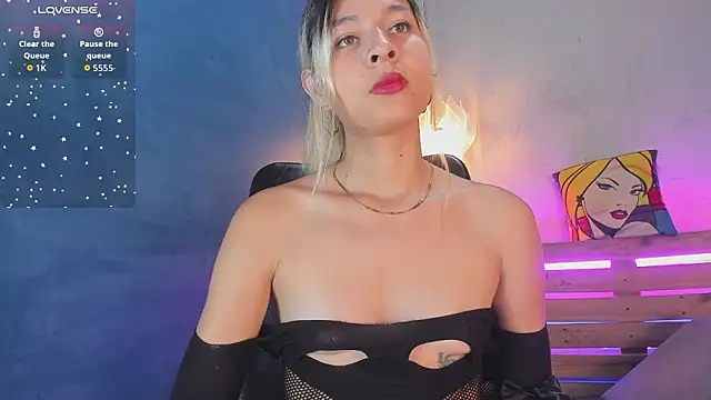 niky doll  online show from February 17, 2026, 1:29 pm