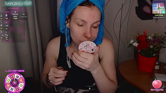 JohansonKatie online show from February 19, 2025, 6:55 am