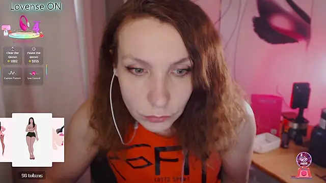 JohansonKatie online show from March 18, 2025, 12:47 pm