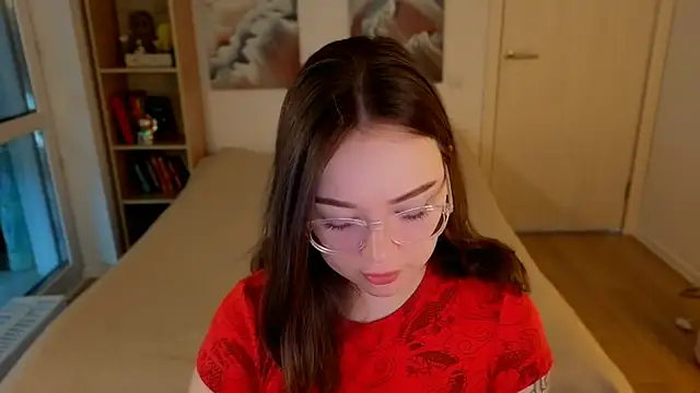 MilenaSaint online show from May 24, 2026, 3:44 am