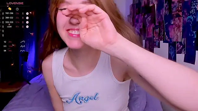 Snapshot of HotaruTomo chatting on January 28, 2025, 5:35 pm HotaruTomo online show from January 28, 2025, 5:35 pm