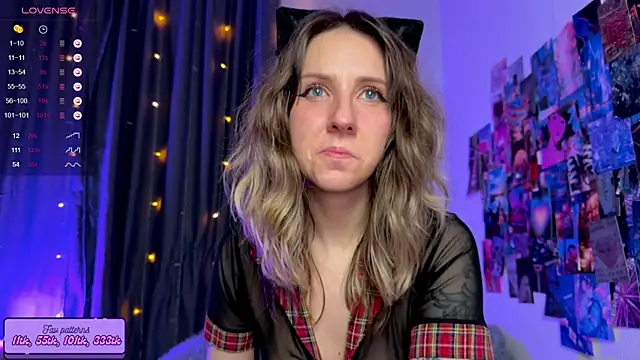 Snapshot of HotaruTomo chatting on October 23, 2025, 8:29 pm HotaruTomo online show from October 23, 2025, 8:29 pm