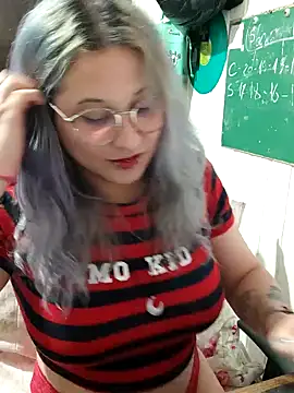 Snapshot of ElfGrey chatting on December 17, 2024, 2:33 am ElfGrey online show from December 17, 2024, 2:33 am