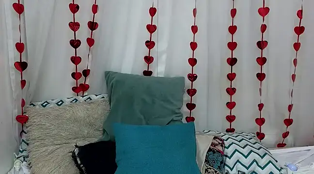 ninaa fox online show from February 19, 2025, 10:09 pm