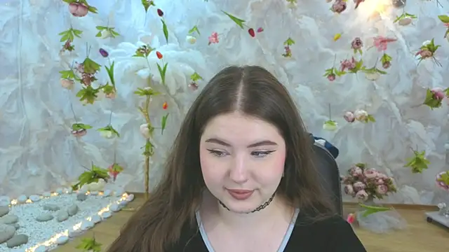 NicoleFoxery online show from April 3, 2026, 3:26 am