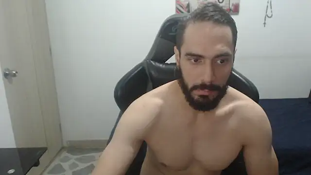 samuelgarcia  online show from December 14, 2025, 8:52 am