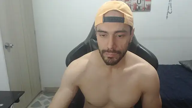 samuelgarcia  online show from April 19, 2026, 8:35 am