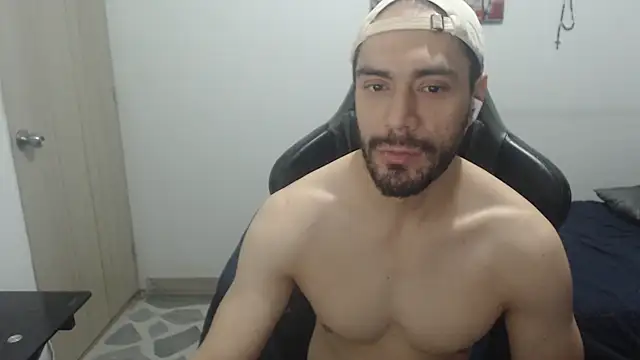 samuelgarcia  online show from April 20, 2026, 8:39 am