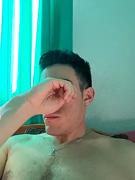 TommyMomentum online show from October 8, 2025, 12:36 pm