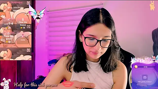 Snapshot of Luniverse chatting on January 7, 2025, 10:52 pm Luniverse online show from January 7, 2025, 10:52 pm