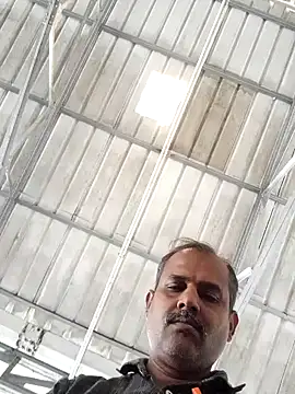 Snapshot of tz143143 chatting on February 27, 2025, 5:24 am tz143143 online show from February 27, 2025, 5:24 am