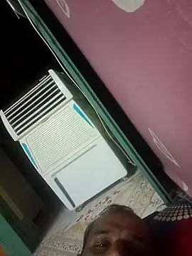 Snapshot of tz143143 chatting on March 14, 2025, 7:55 pm tz143143 online show from March 14, 2025, 7:55 pm