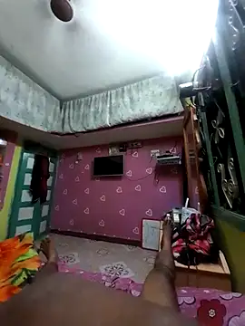 Snapshot of tz143143 chatting on September 24, 2025, 6:00 pm tz143143 online show from September 24, 2025, 6:00 pm