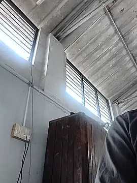 Snapshot of tz143143 chatting on January 12, 2026, 11:48 am tz143143 online show from January 12, 2026, 11:48 am