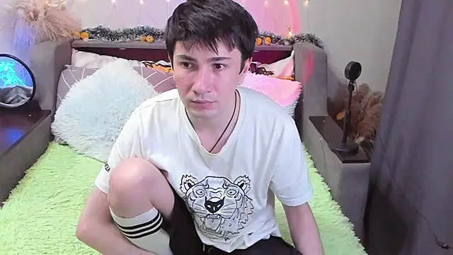 Yumi steve online show from November 2, 2025, 4:20 pm