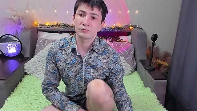 Yumi steve online show from March 19, 2026, 4:33 pm