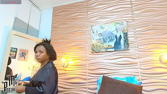 mia pineda online show from September 11, 2025, 8:31 pm