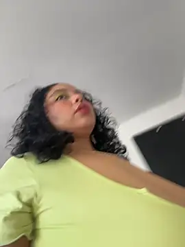 PrincessLauren420 online show from November 23, 2025, 2:28 pm