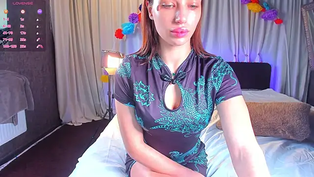 JesikaLooove online show from April 3, 2026, 6:55 am