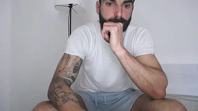 Snapshot of Verycutex chatting on February 18, 2025, 8:05 am Verycutex online show from February 18, 2025, 8:05 am