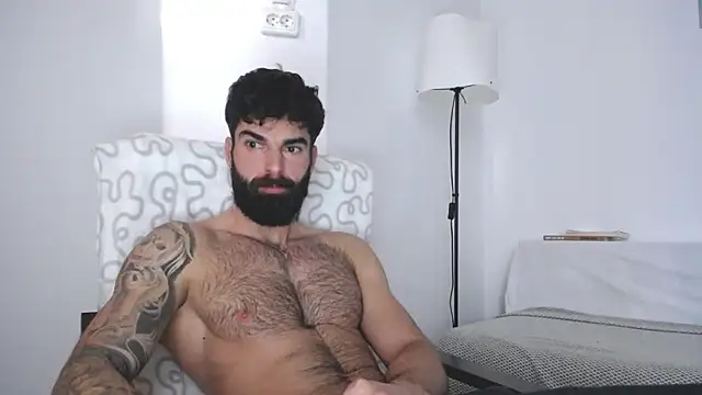 Snapshot of Verycutex chatting on February 24, 2025, 6:27 am Verycutex online show from February 24, 2025, 6:27 am