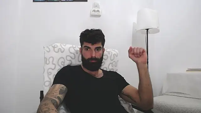 Snapshot of Verycutex chatting on March 10, 2025, 3:20 pm Verycutex online show from March 10, 2025, 3:20 pm