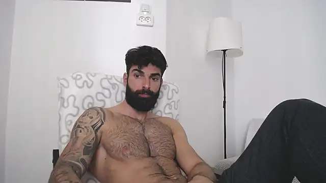 Snapshot of Verycutex chatting on March 12, 2025, 9:23 am Verycutex online show from March 12, 2025, 9:23 am