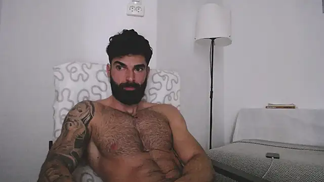 Snapshot of Verycutex chatting on March 17, 2025, 6:40 am Verycutex online show from March 17, 2025, 6:40 am