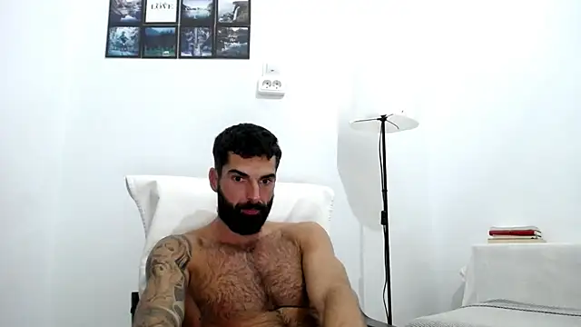 Snapshot of Verycutex chatting on October 18, 2025, 8:09 pm Verycutex online show from October 18, 2025, 8:09 pm