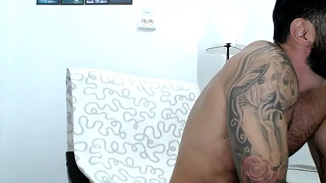 Snapshot of Verycutex chatting on November 7, 2025, 6:13 am Verycutex online show from November 7, 2025, 6:13 am