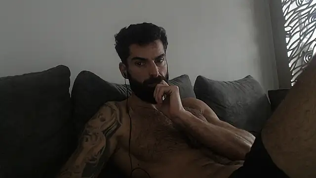 Snapshot of Verycutex chatting on November 16, 2025, 8:42 am Verycutex online show from November 16, 2025, 8:42 am