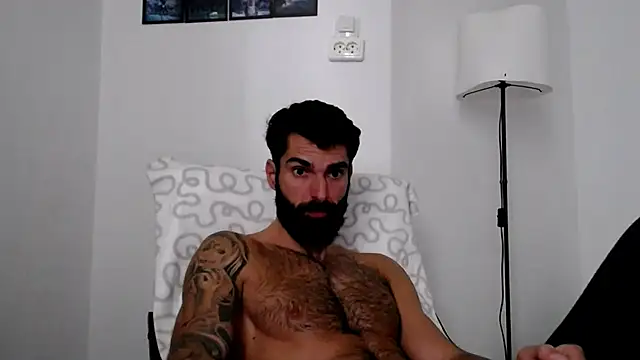 Snapshot of Verycutex chatting on November 21, 2025, 10:47 am Verycutex online show from November 21, 2025, 10:47 am