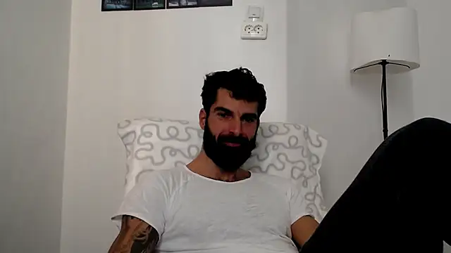 Snapshot of Verycutex chatting on November 24, 2025, 8:36 am Verycutex online show from November 24, 2025, 8:36 am