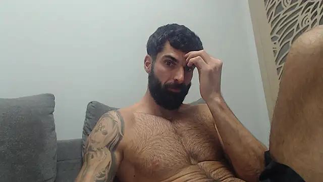 Snapshot of Verycutex chatting on December 1, 2025, 7:19 pm Verycutex online show from December 1, 2025, 7:19 pm