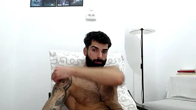 Snapshot of Verycutex chatting on December 3, 2025, 12:47 pm Verycutex online show from December 3, 2025, 12:47 pm