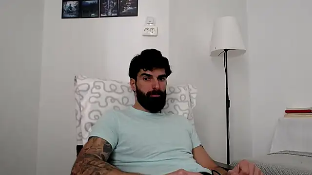 Verycutex online show from February 23, 2026, 9:28 am