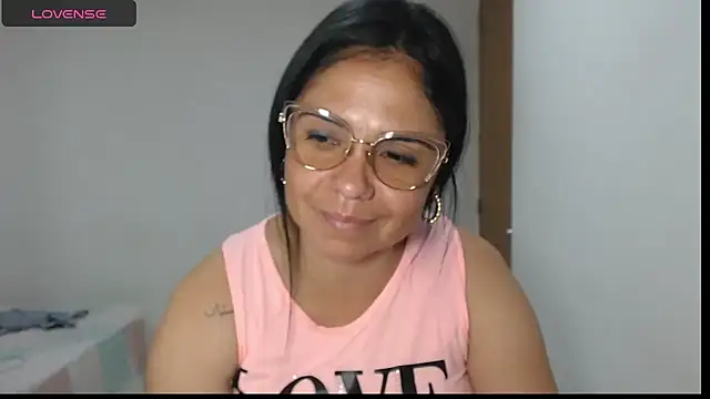 selena ferri online show from October 25, 2025, 8:25 pm