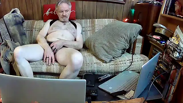 Makowboy online show from December 20, 2024, 6:13 pm