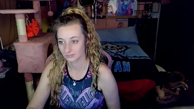 AsiaGoesPro online show from April 18, 2026, 1:42 am