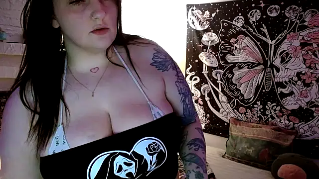 HazeyBvby online show from January 4, 2025, 5:16 am