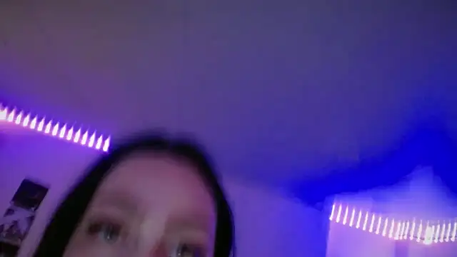 HazeyBvby online show from March 13, 2025, 4:38 am