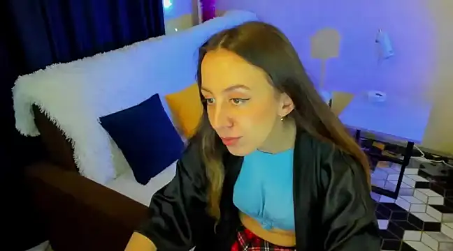 CurlySteph online show from March 13, 2025, 9:26 pm