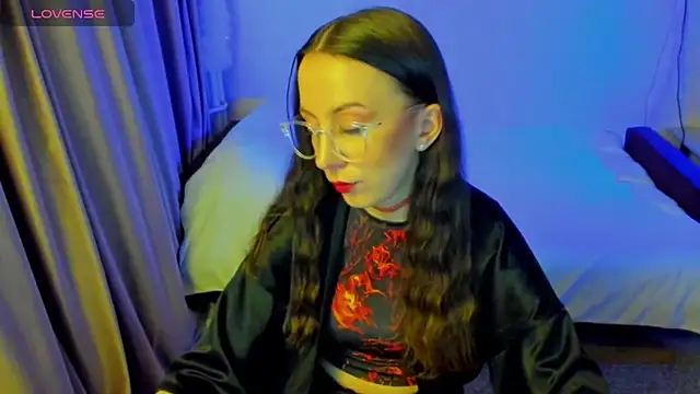 Snapshot of CurlySteph chatting on April 30, 2026, 7:20 pm CurlySteph online show from April 30, 2026, 7:20 pm