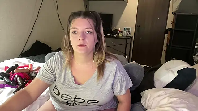 magicsparkles online show from February 27, 2026, 5:57 pm